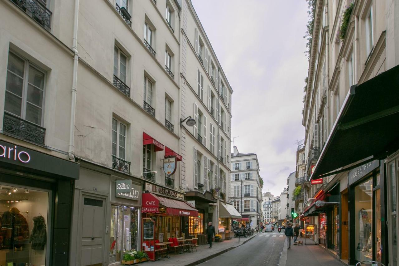 Joie St Germain-des-prés - Bon Marché Parigi